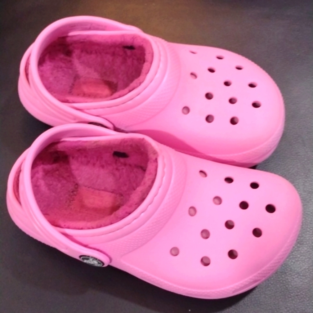 Crocs for little girls. Pretty pink with fleece linings. Size 10